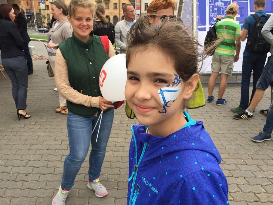 The company "Archiline" took part in the Day of Finnish Culture, on the Freedom Square in Minsk and held a series of games in the Finnish towns "Molki"
