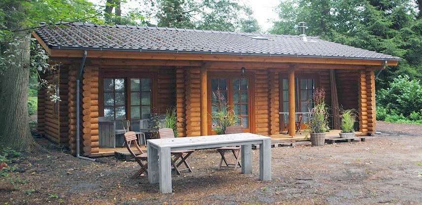 Small log house 61 m² "Wild West"