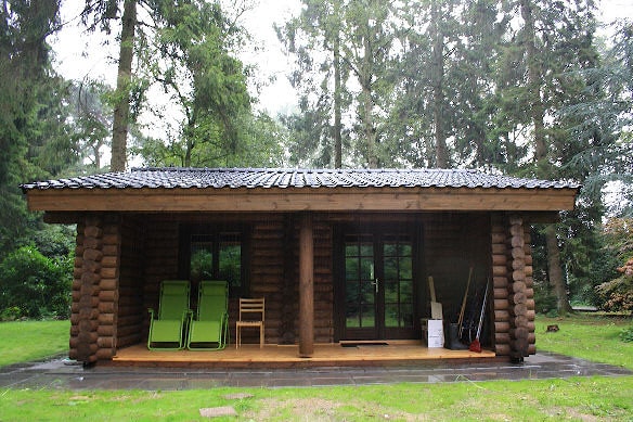 Wooden house assembly in Amsterdam suburb, Netherlands