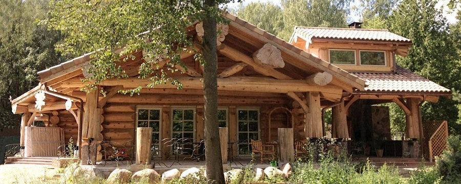Canadian wooden house construction (construction company Archiline Log Houses)   