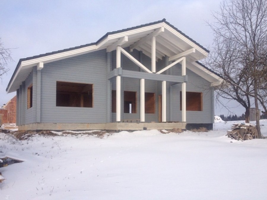 Winter houses of glued laminated timber