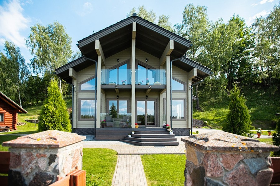 House from a bar with a stove and heating with a heat pump, underfloor heating and plinth, "Beacon" 144 m² in Belarus  
